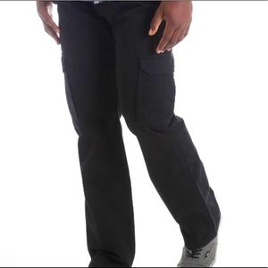 Wrangler Relaxed Fit Straight Leg Cargo Pants Black